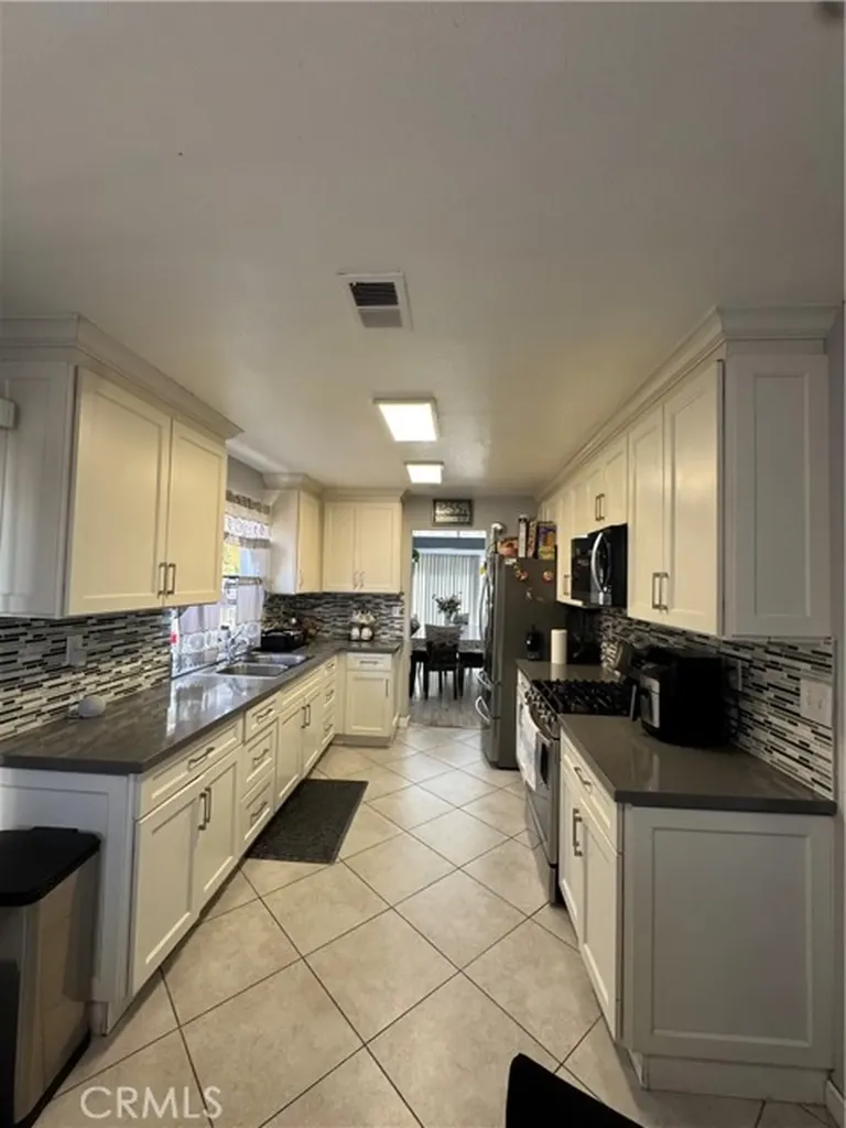 475 Whitney Avenue Vallejo CA 94589