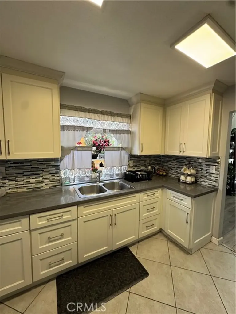 475 Whitney Avenue Vallejo CA 94589