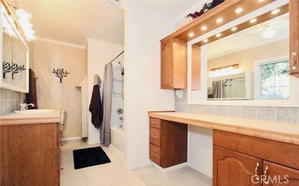 15215 Calle Verdad Green Valley CA 91390