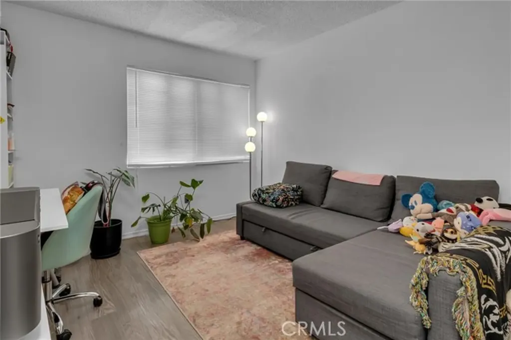 4424 W San Jose Street Montclair CA 91763
