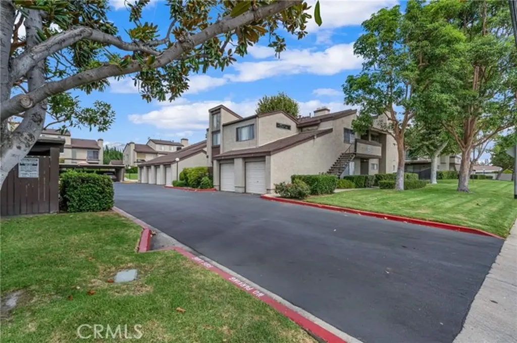 4424 W San Jose Street Montclair CA 91763