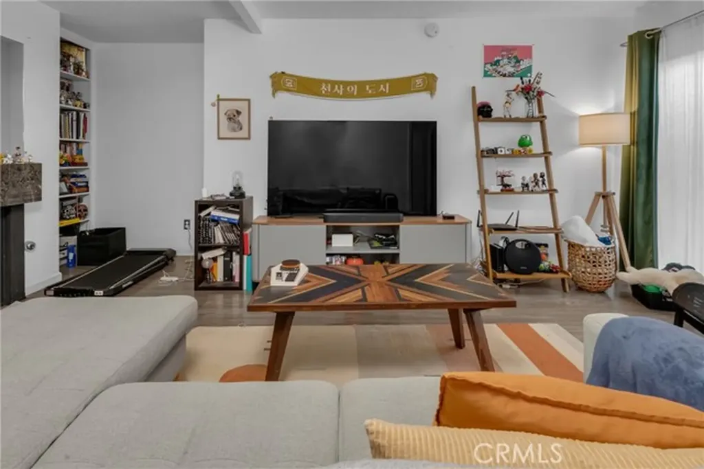 4424 W San Jose Street Montclair CA 91763