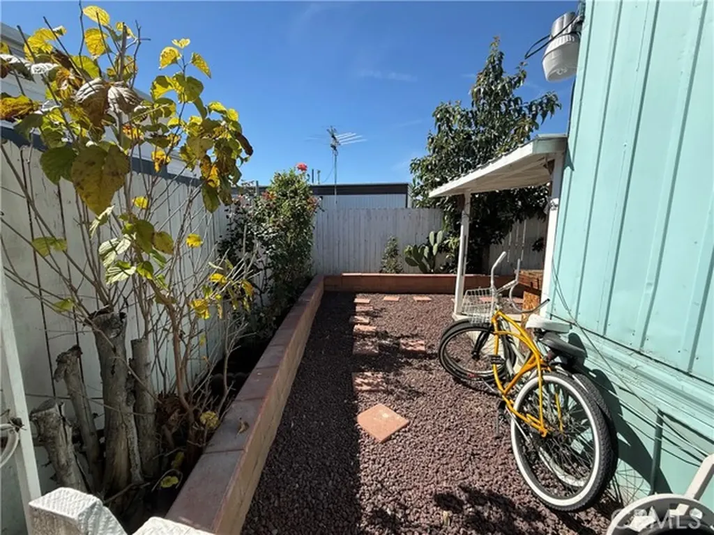 5580 Moreno Street Montclair CA 91763