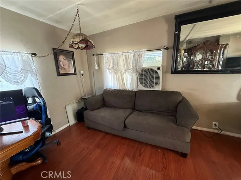 5580 Moreno Street Montclair CA 91763