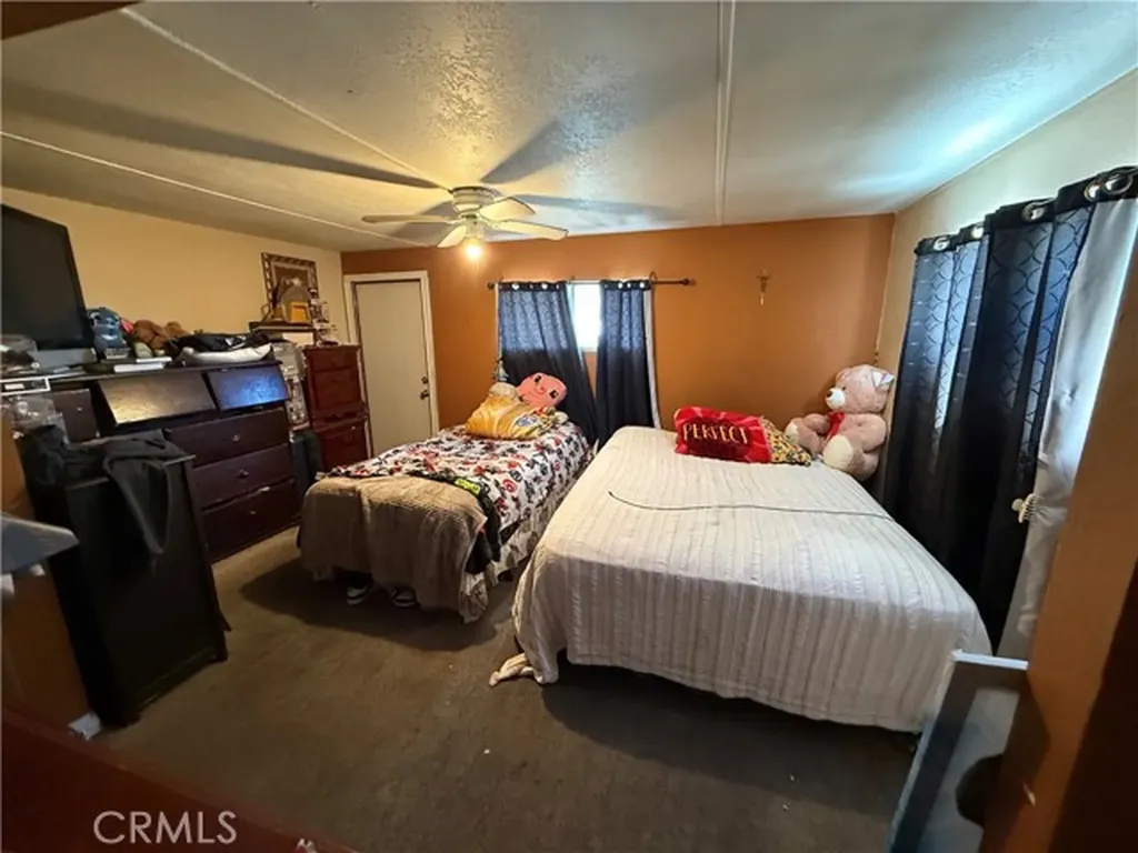 5580 Moreno Street Montclair CA 91763