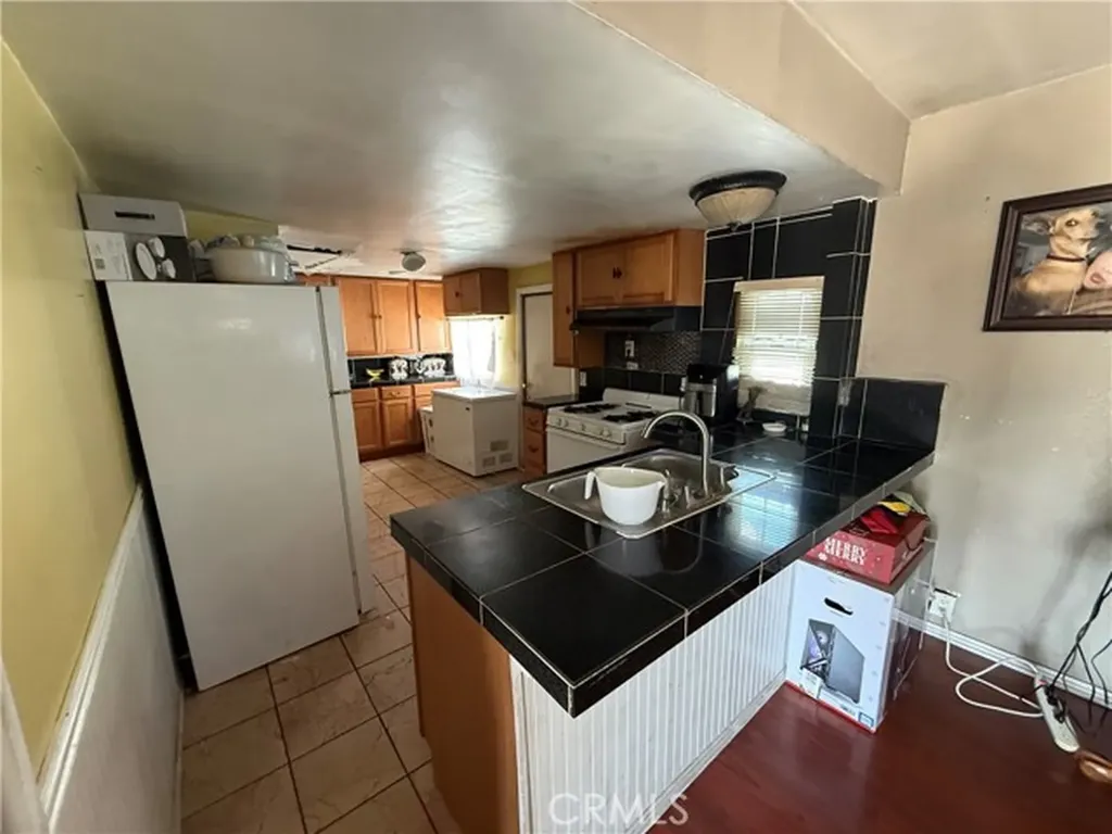 5580 Moreno Street Montclair CA 91763