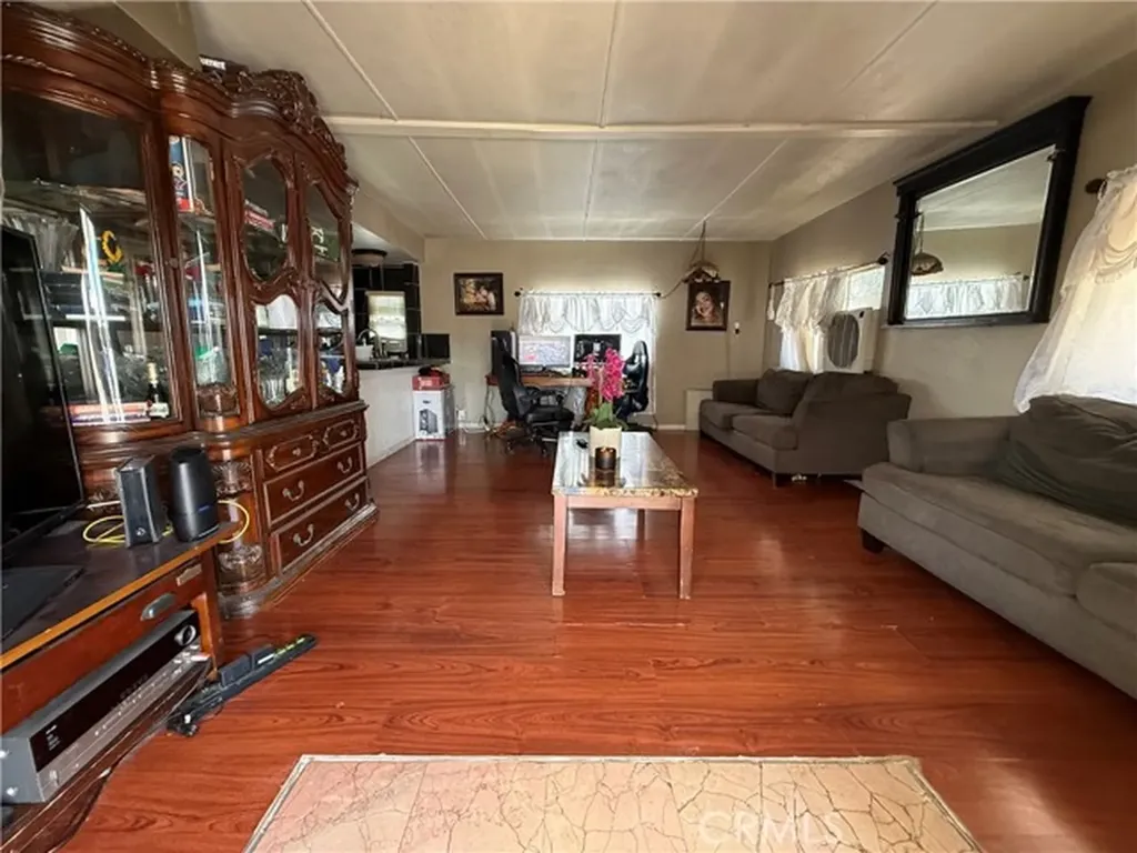 5580 Moreno Street Montclair CA 91763