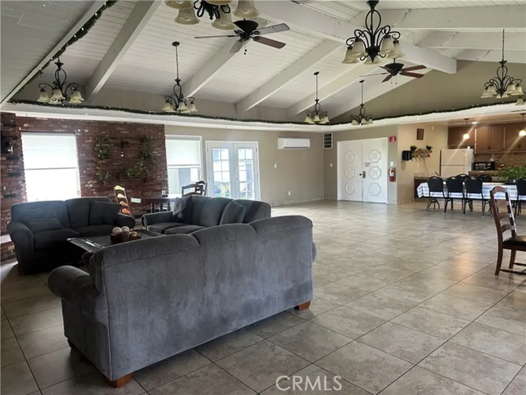 11250 Ramona Montclair CA 91763