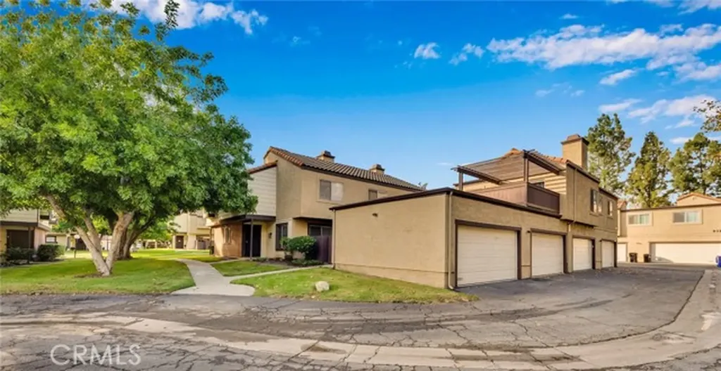 9404 Round Up Drive Montclair CA 91763