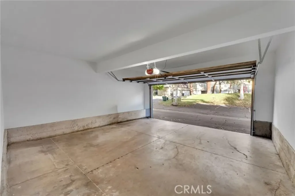 9404 Round Up Drive Montclair CA 91763