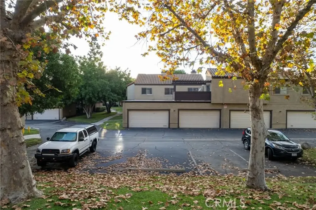 9404 Round Up Drive Montclair CA 91763