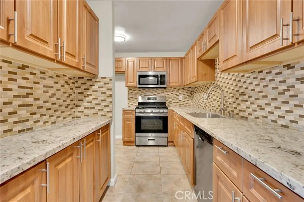 9404 Round Up Drive Montclair CA 91763