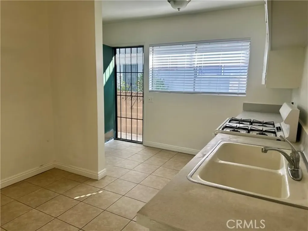 5147 Canoga Street Montclair CA 91763