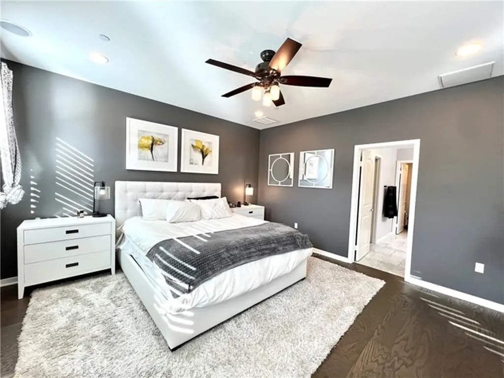 8823 Jacaranda Montclair CA 91763