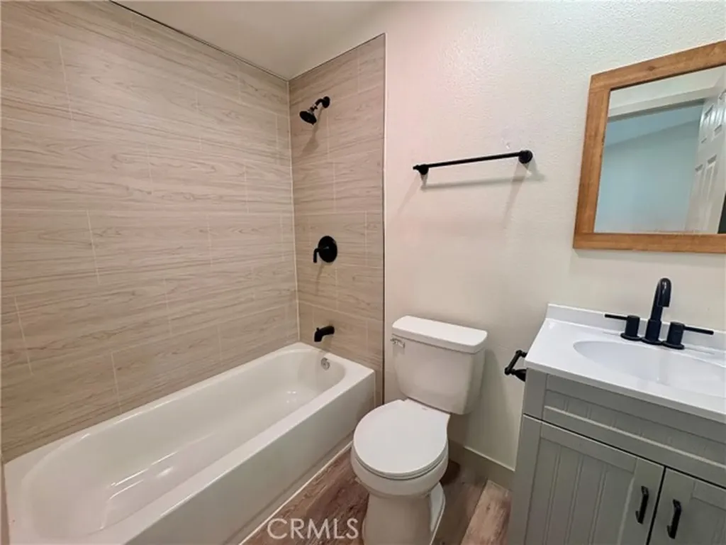 4585 Hawthorne Montclair CA 91786