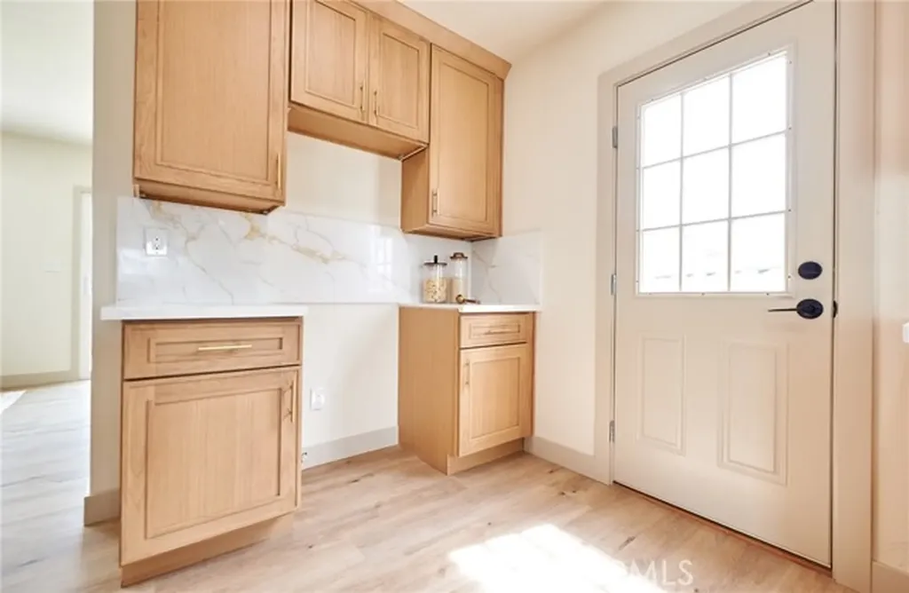 10037 Geneva Montclair CA 91763