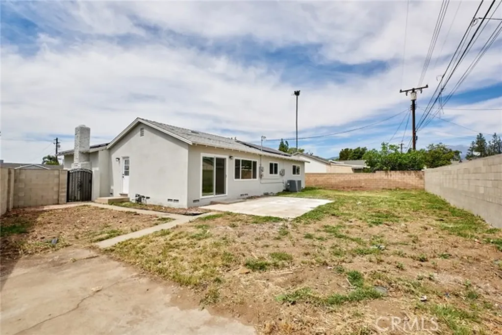 10037 Geneva Montclair CA 91763