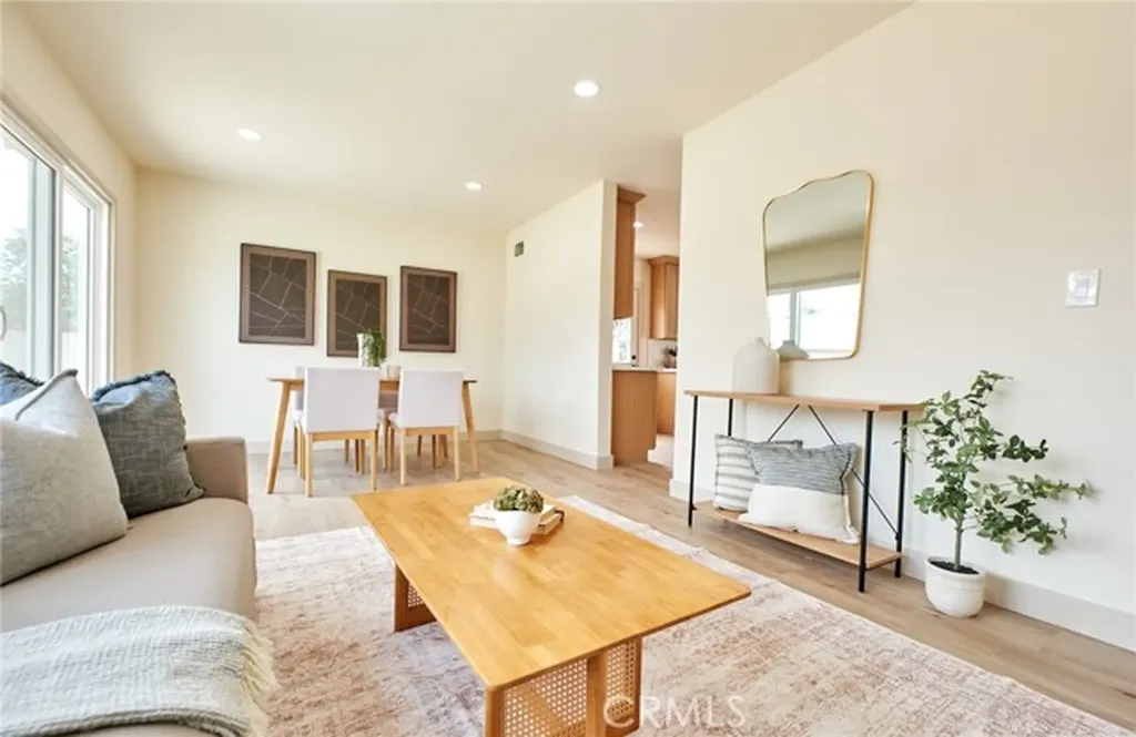10037 Geneva Montclair CA 91763