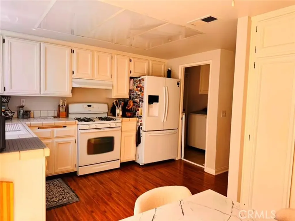 9343 Felipe Montclair CA 91763