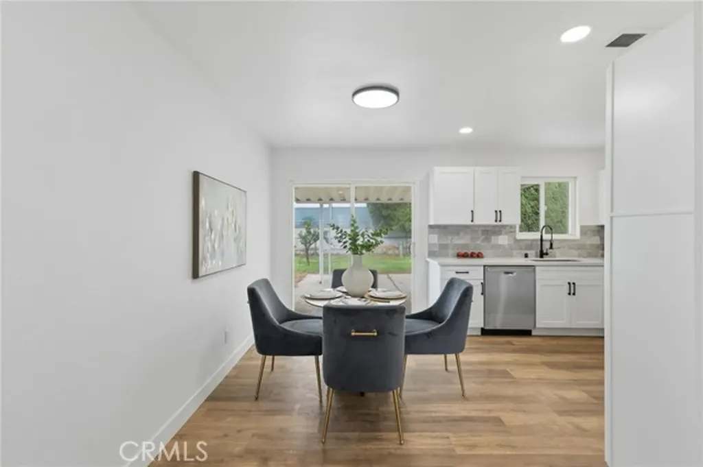 10046 Tudor Montclair CA 91763