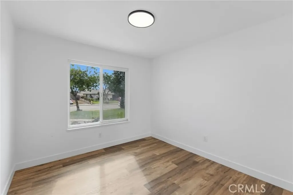 10046 Tudor Montclair CA 91763