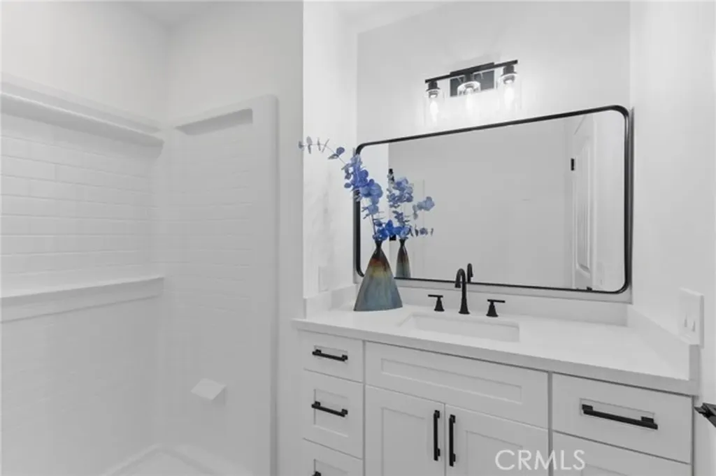 10046 Tudor Montclair CA 91763