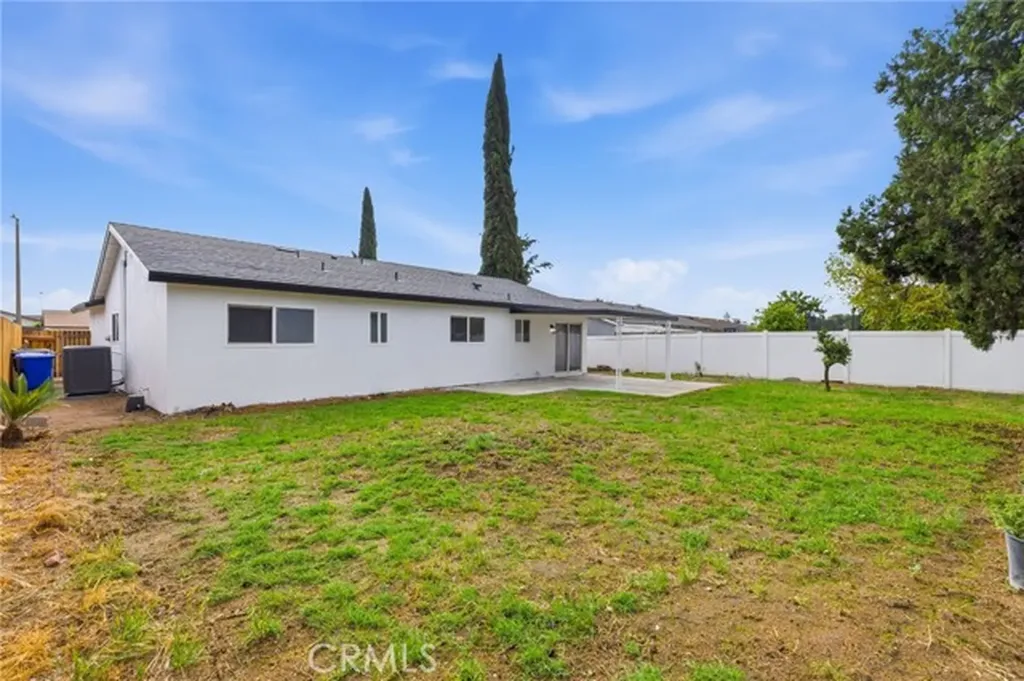 10046 Tudor Montclair CA 91763