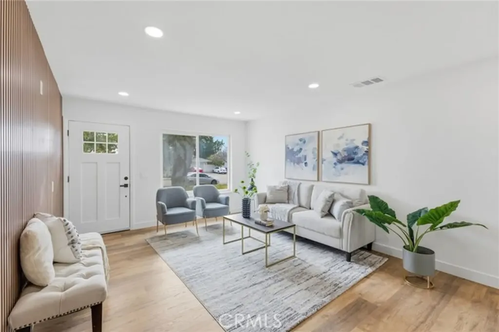 10046 Tudor Montclair CA 91763