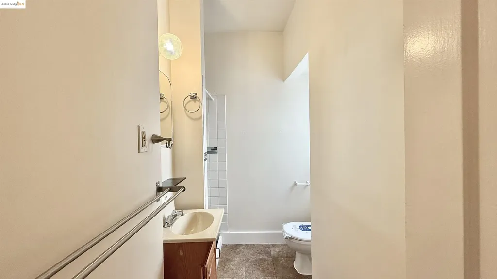 6446 Colby Street Oakland CA 94618
