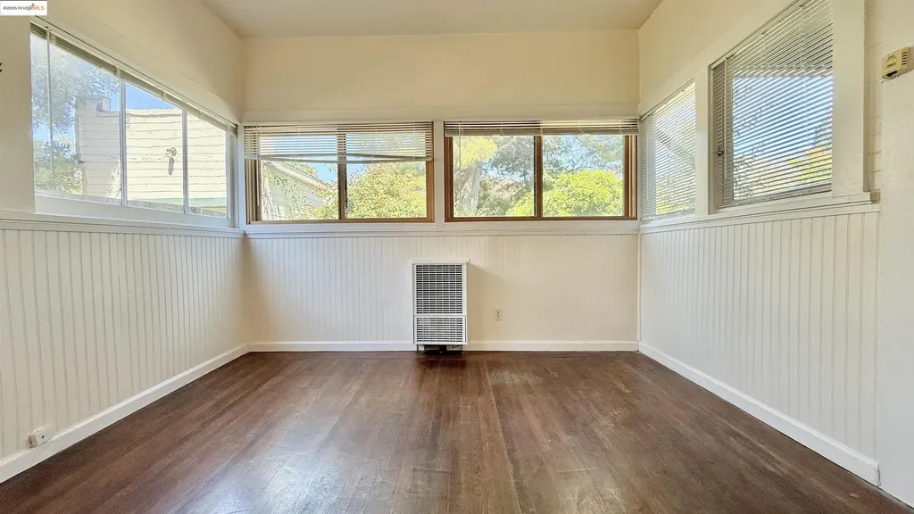 6446 Colby Street Oakland CA 94618