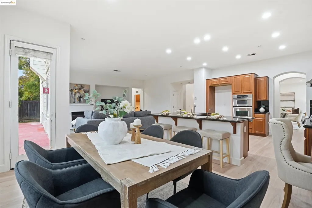 2910 Mesa Oak Court Brentwood CA 94513