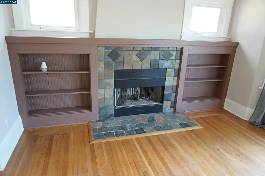 2645 Maxwell Oakland CA 94619