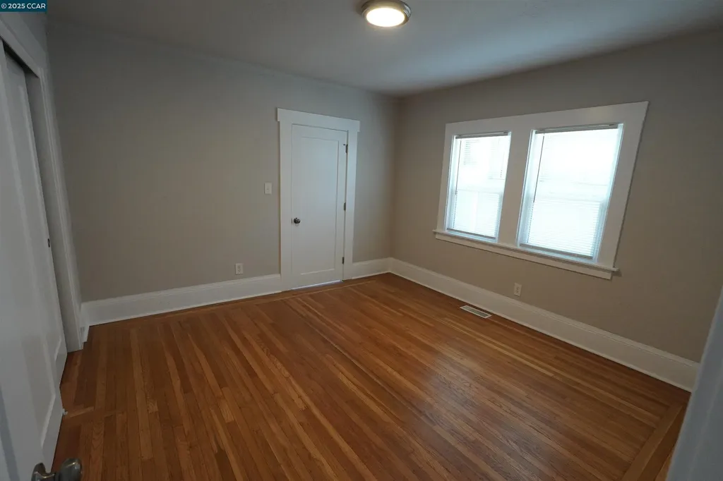 2645 Maxwell Oakland CA 94619