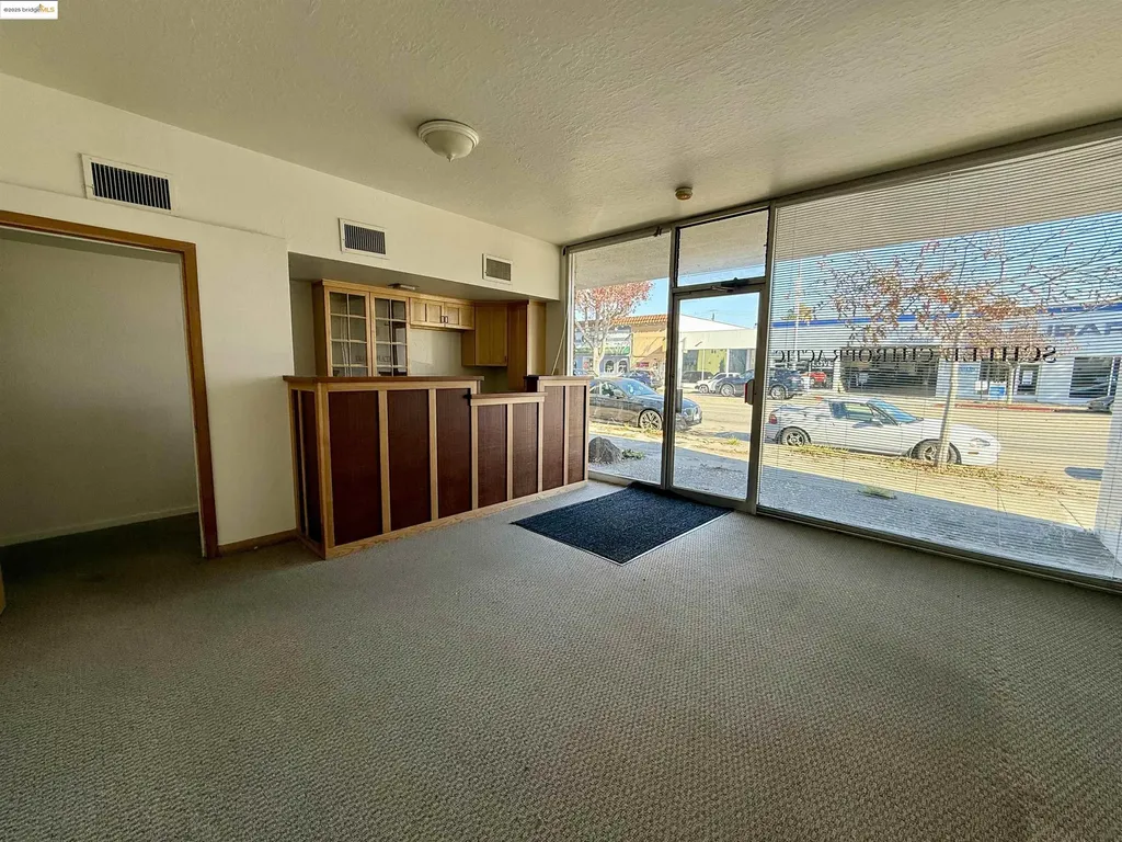 928 San Pablo Avenue Albany CA 94706