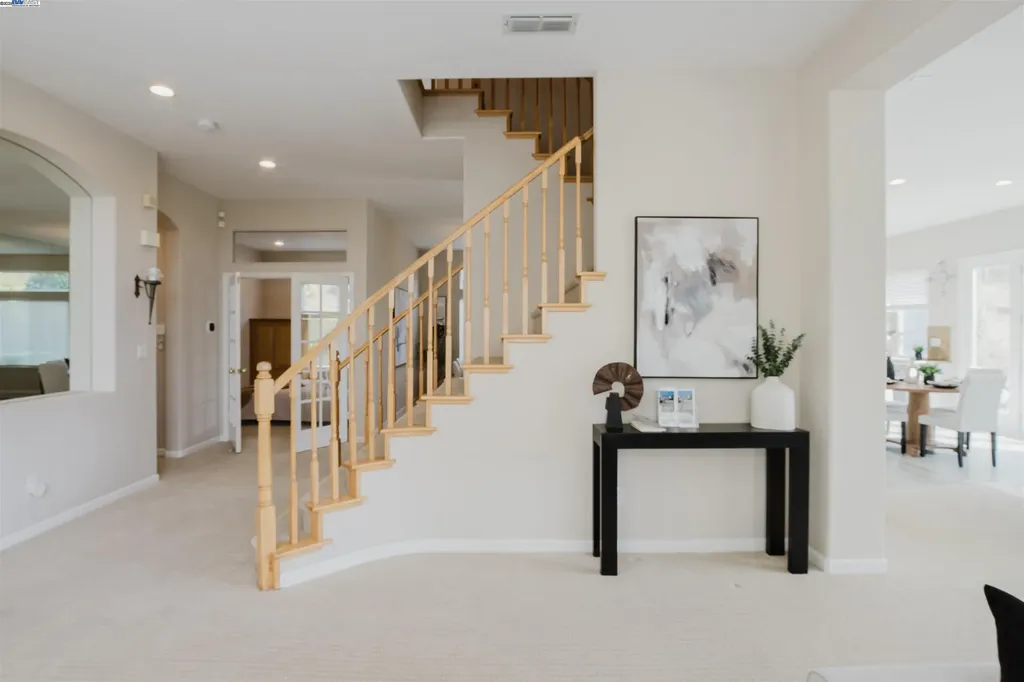 25657 Crestfield Drive Castro Valley CA 94552