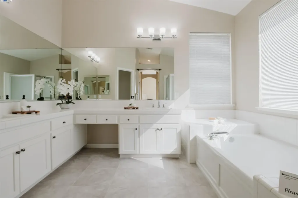 25657 Crestfield Drive Castro Valley CA 94552