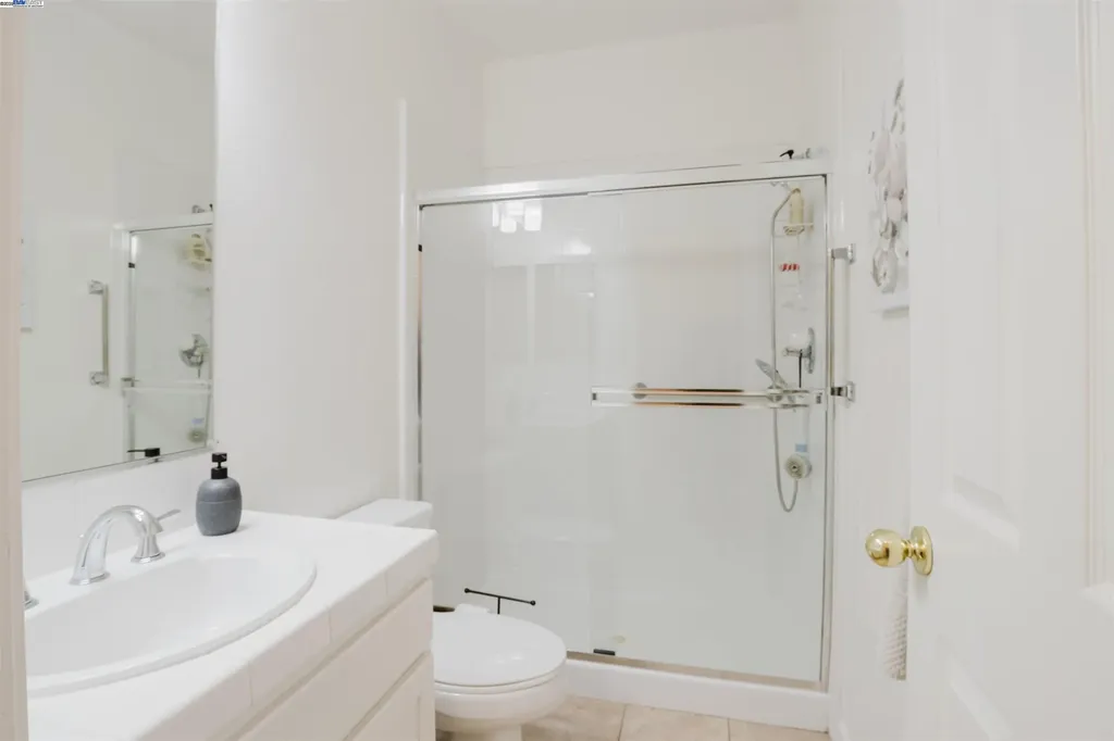 25657 Crestfield Drive Castro Valley CA 94552