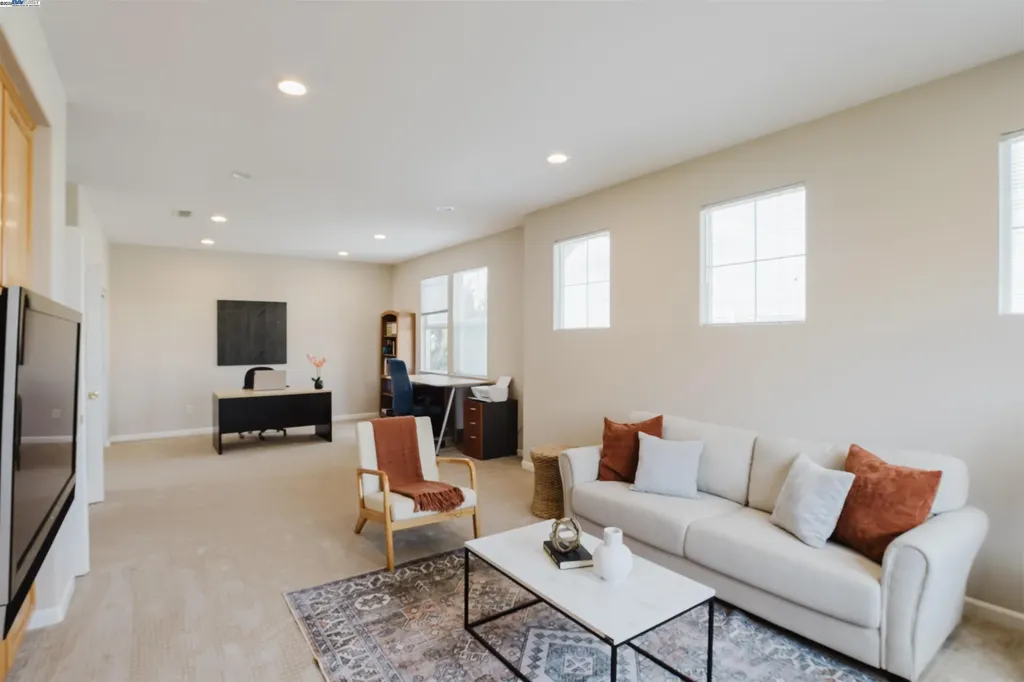 25657 Crestfield Drive Castro Valley CA 94552