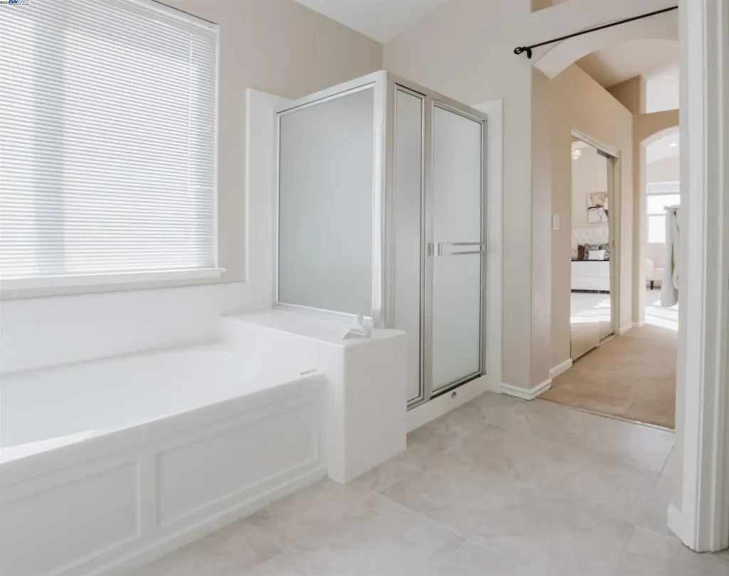 25657 Crestfield Drive Castro Valley CA 94552