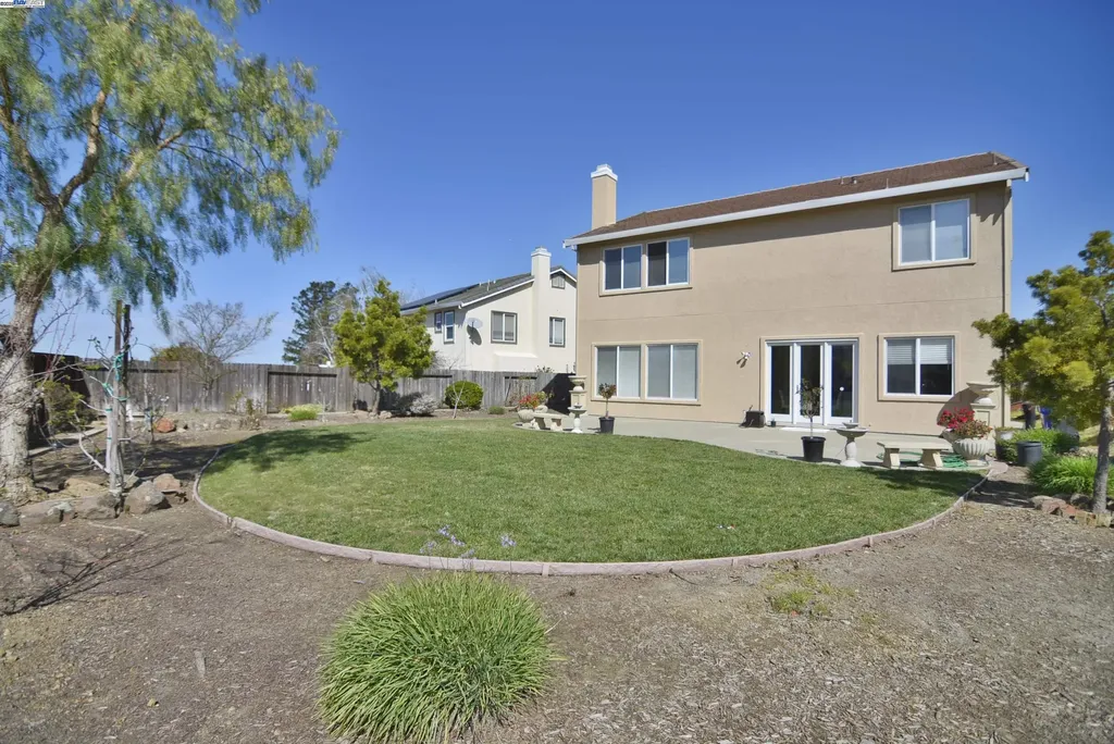 25657 Crestfield Drive Castro Valley CA 94552