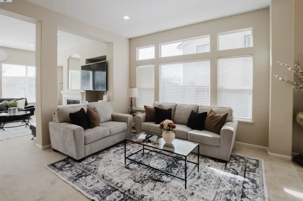 25657 Crestfield Drive Castro Valley CA 94552