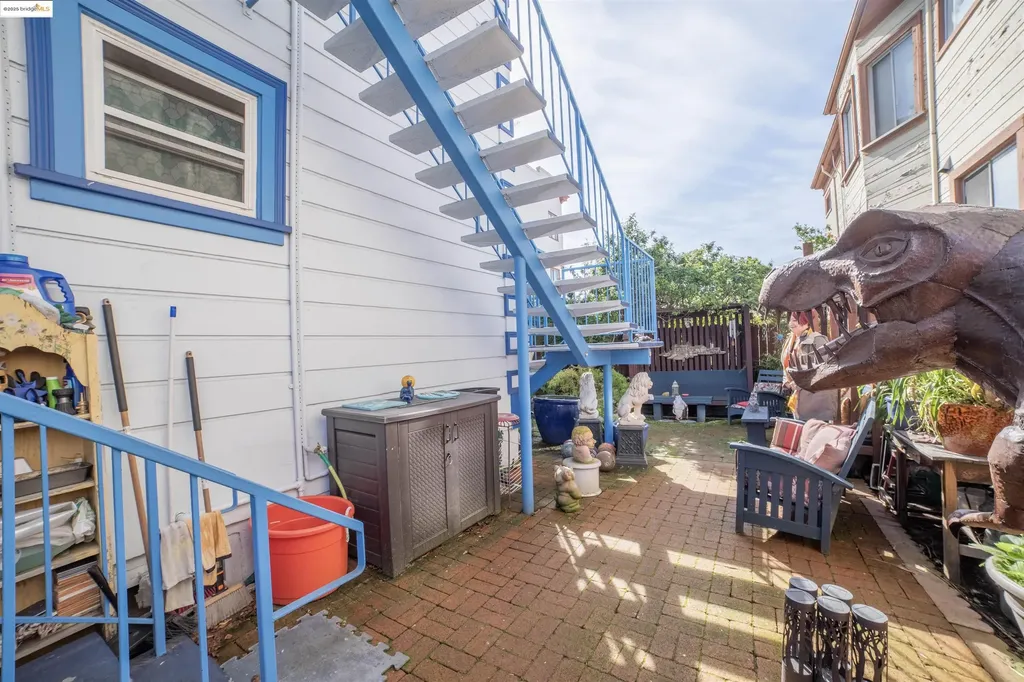 1009 Madison Street Oakland CA 94607
