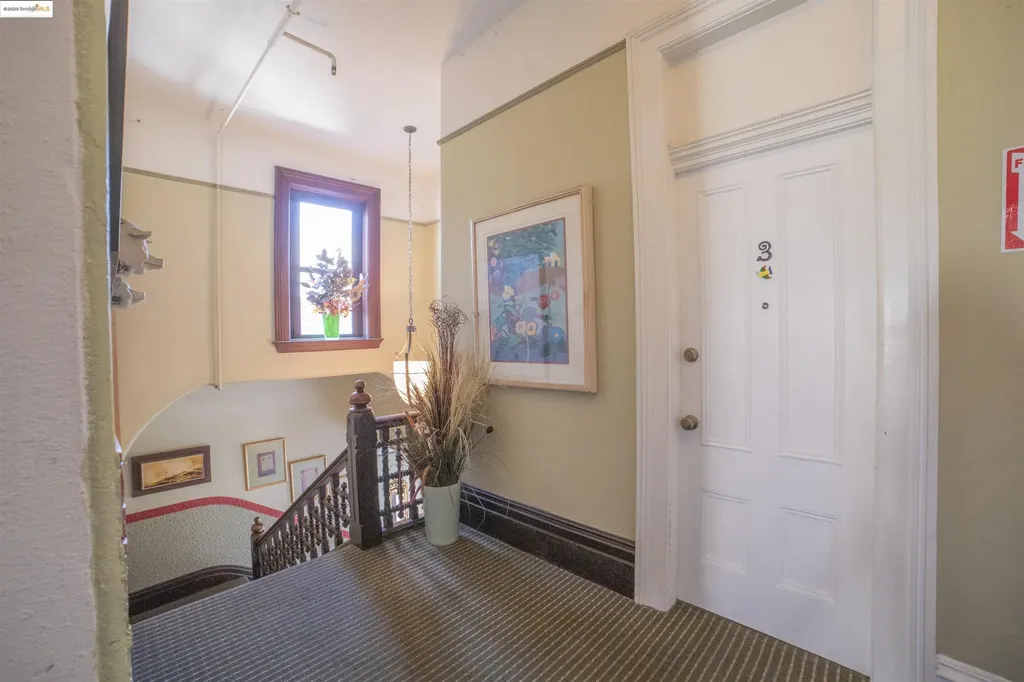 1009 Madison Street Oakland CA 94607
