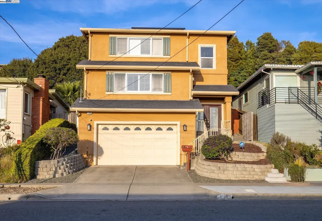 1564 Santa Clara Street Richmond CA 94804