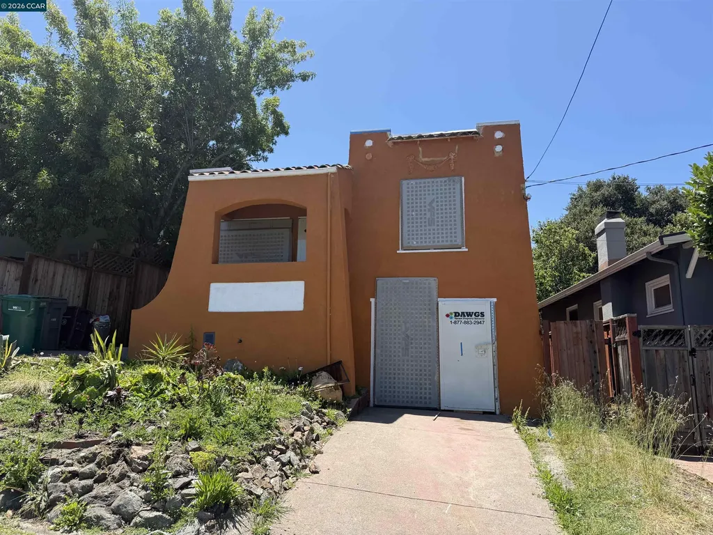 4475 Redding Street Oakland CA 94619