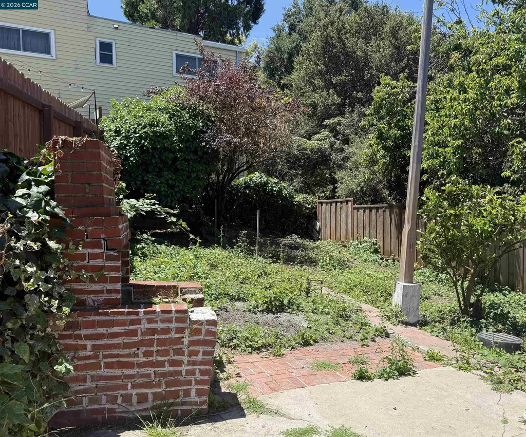 4475 Redding Street Oakland CA 94619