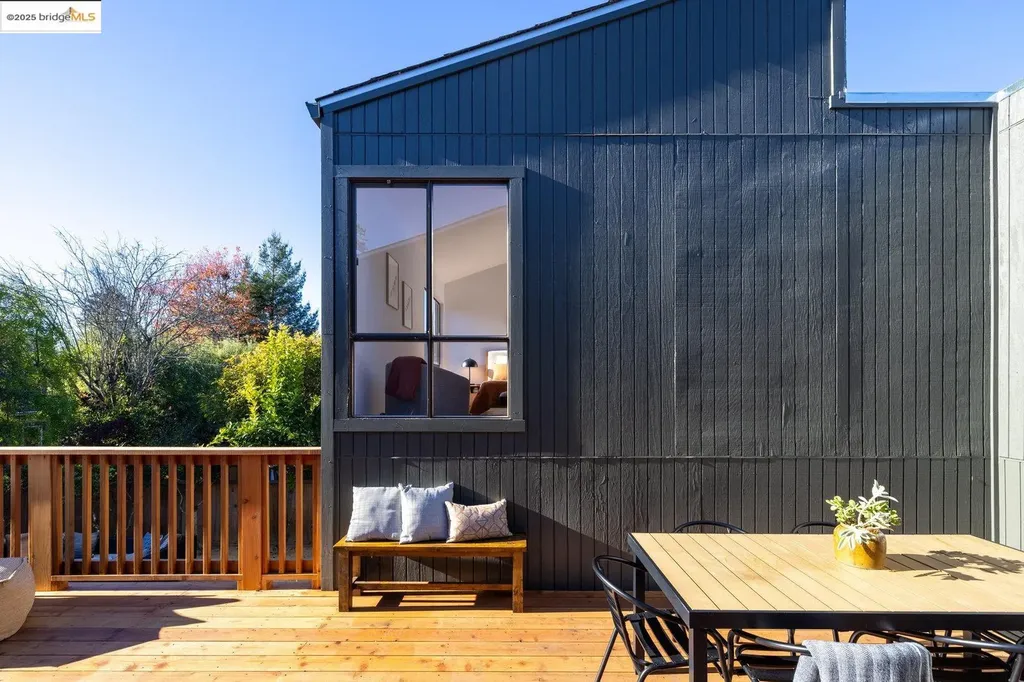 568 Vistamont Avenue Berkeley CA 94708