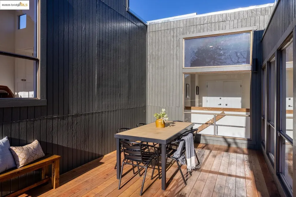568 Vistamont Avenue Berkeley CA 94708