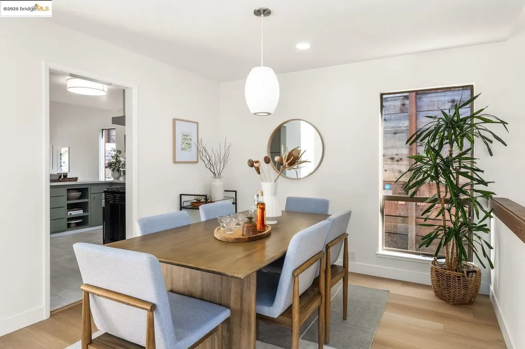 568 Vistamont Avenue Berkeley CA 94708