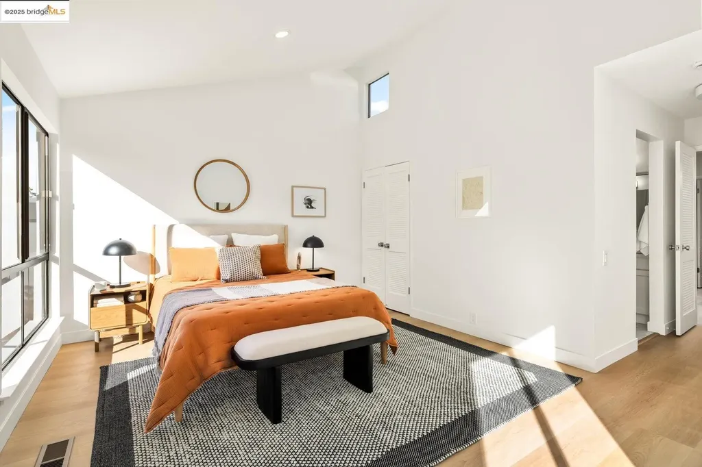 568 Vistamont Avenue Berkeley CA 94708